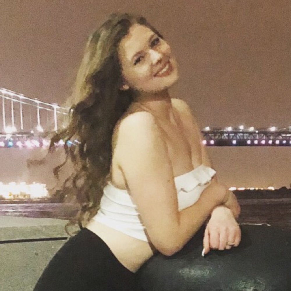 Meet your Posher, Caitlyn